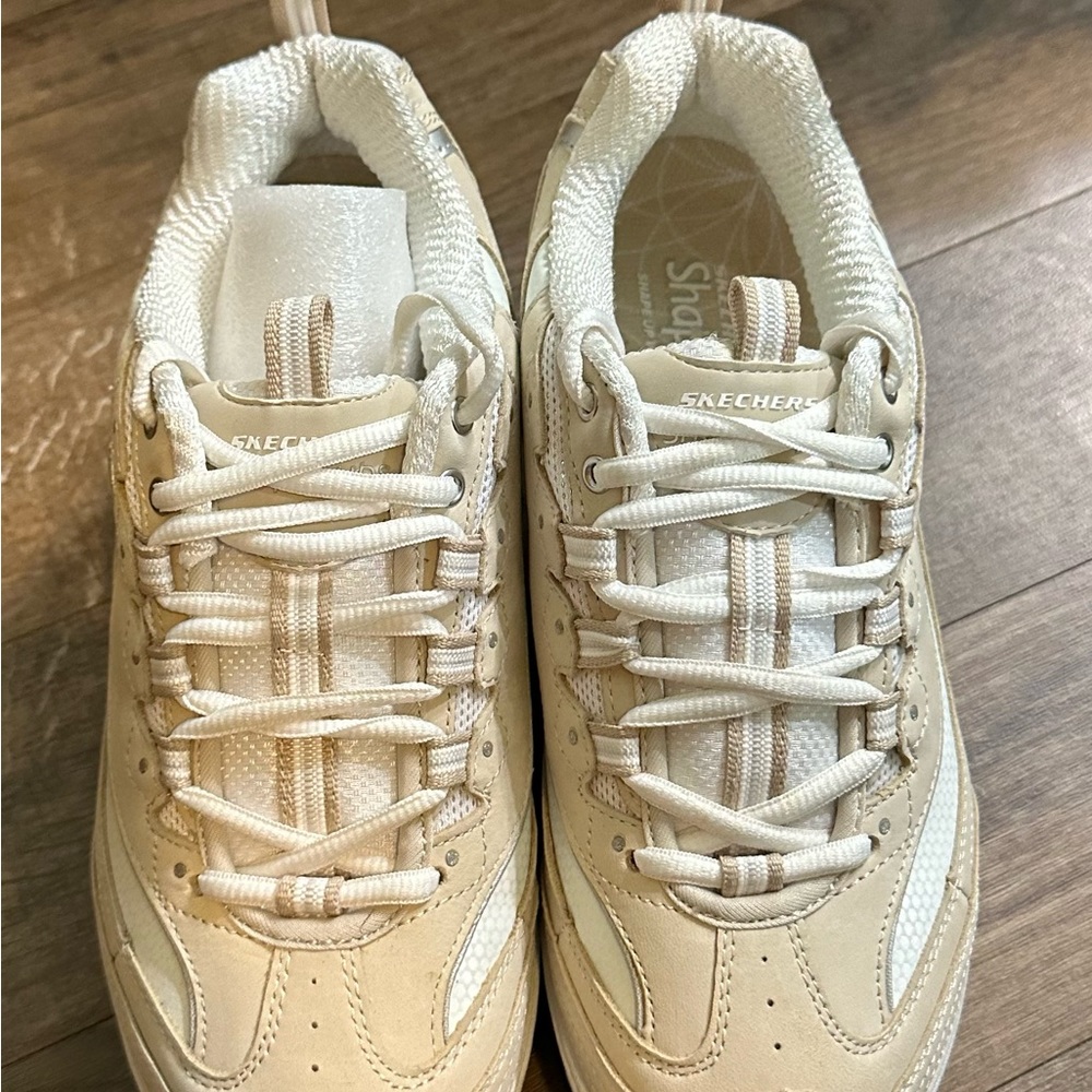 Sketchers Shape Ups  size 7